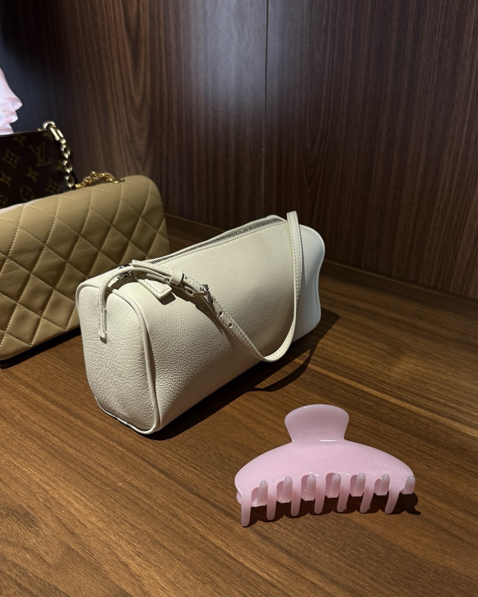 Everyday Hair Clip in Blush Pink - View 5